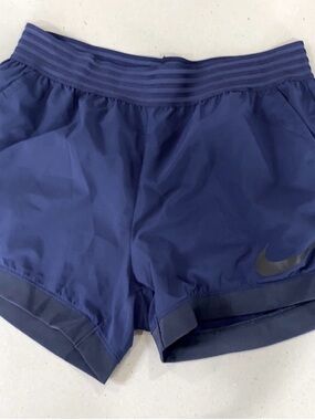 Nike Women's Navy Blue Athletic Shorts